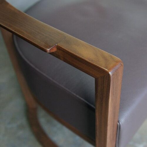 胡桃木環抱休閒椅 適合客廳書房或接待區單椅：圖片 5