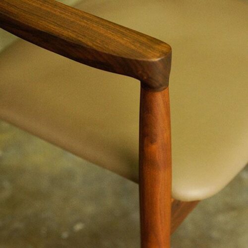 鈦金實木扶手餐桌椅 北歐精緻時尚感：圖片 5