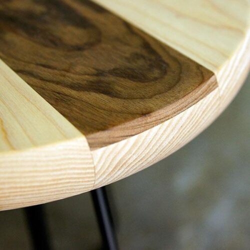 圓形跳色拼接鐵腳茶几 雙木拼接精湛工藝：圖片 3