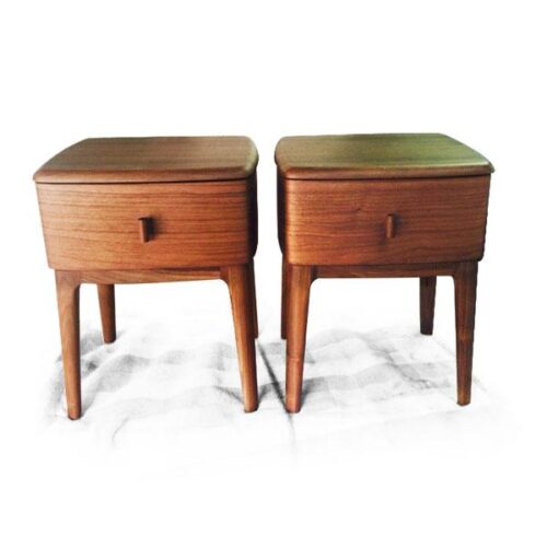 胡桃北歐實木床頭櫃 臥室溫潤質感：圖片 1