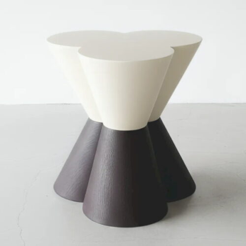 三錐雕塑藝術茶几 靜置客廳的雕塑品：圖片 4