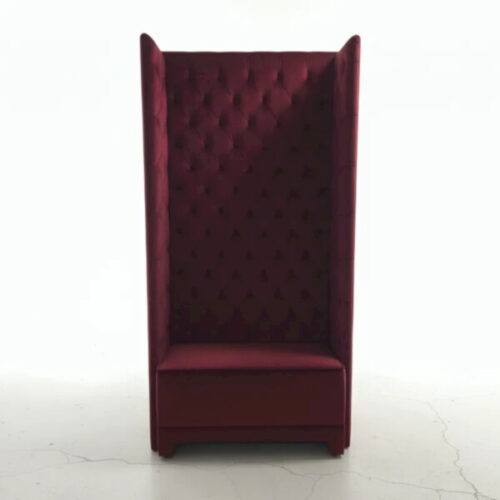 紅酒絨高背卡座沙發 營造半包廂私密空間：圖片 2