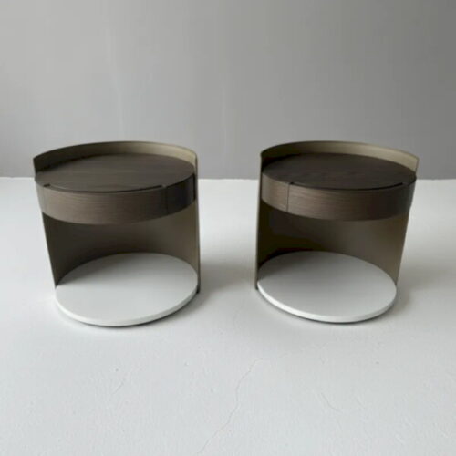 馬鞍皮胡桃床頭櫃  空間利用零死角：圖片 3