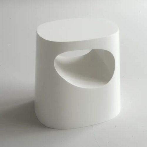 霧烤白弧雕塑邊几  升級為藝術空間：圖片 2